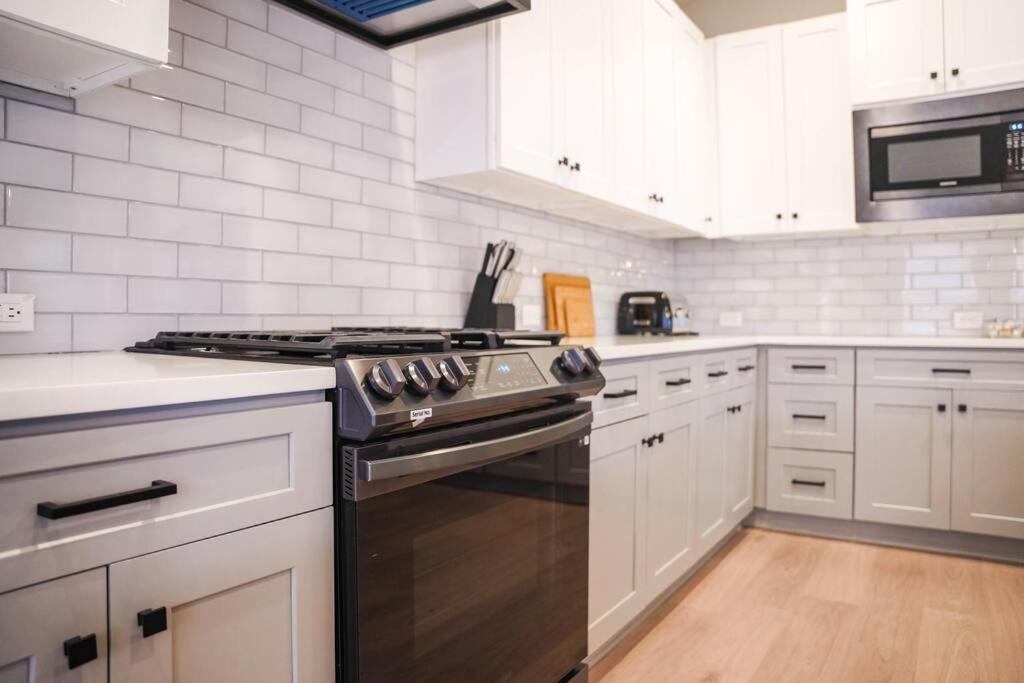 Lamar Villa-3 Bed 2.5 Bath With Outdoor Kitchen Σαν Αντόνιο Εξωτερικό φωτογραφία