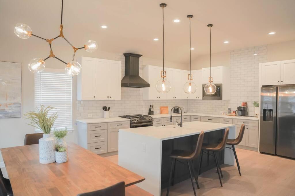 Lamar Villa-3 Bed 2.5 Bath With Outdoor Kitchen Σαν Αντόνιο Εξωτερικό φωτογραφία